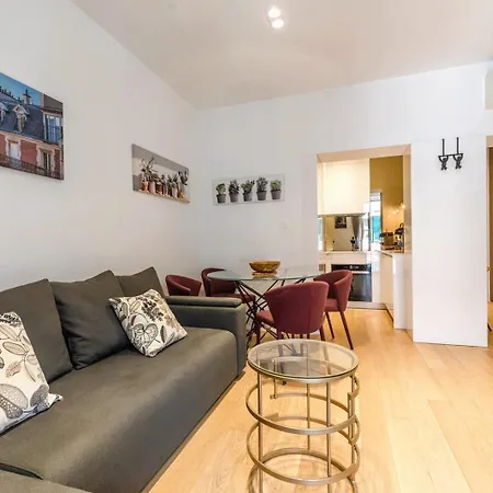 Eva Luxury Two Bedrooms & Bacvice Apartman Split