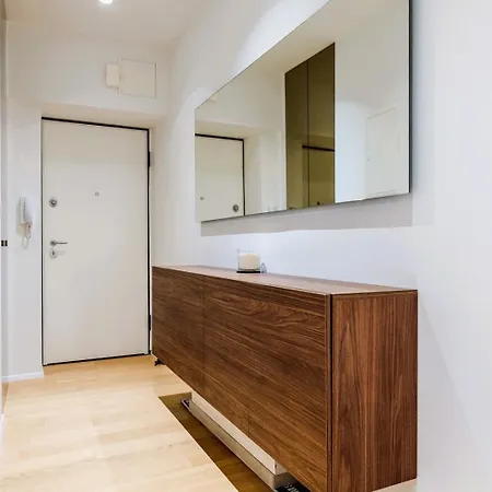 Apartment Eva Luxury Two Bedrooms & Bacvice *