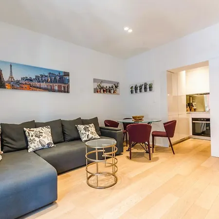 Eva Luxury Two Bedrooms & Bacvice Apartment Split