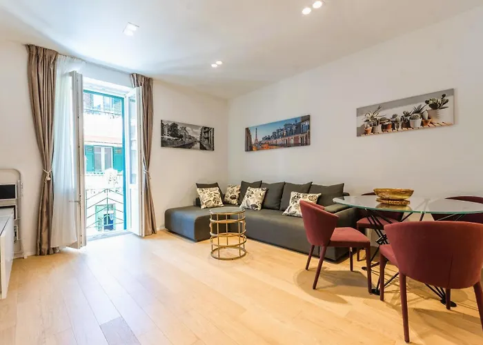 Eva Luxury Two Bedrooms & Bacvice 公寓 *