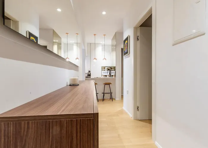 Eva Luxury Two Bedrooms & Bacvice 公寓