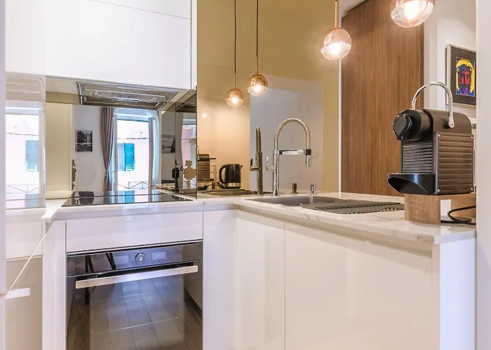 公寓 Eva Luxury Two Bedrooms & Bacvice